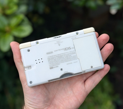 Gameboy Macro Design Service- I'll turn your broken DS Lite into a Gameboy Macro - Picture 10 of 13