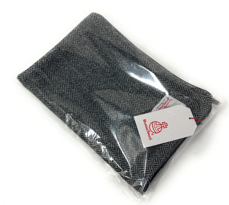 Harris Tweed Double Sided Black and Grey Herringbone Lumbar Cushion Cover - Image 4 of 4