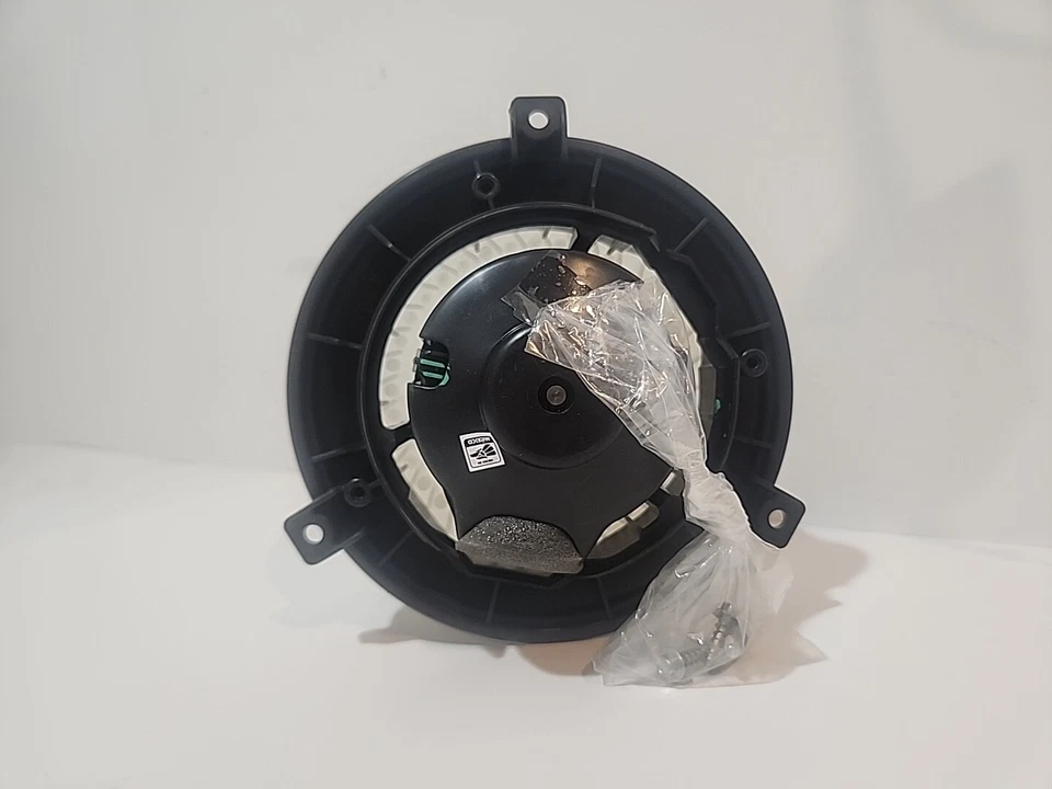 GM Blower Motor 95920148 - Image 2 of 4