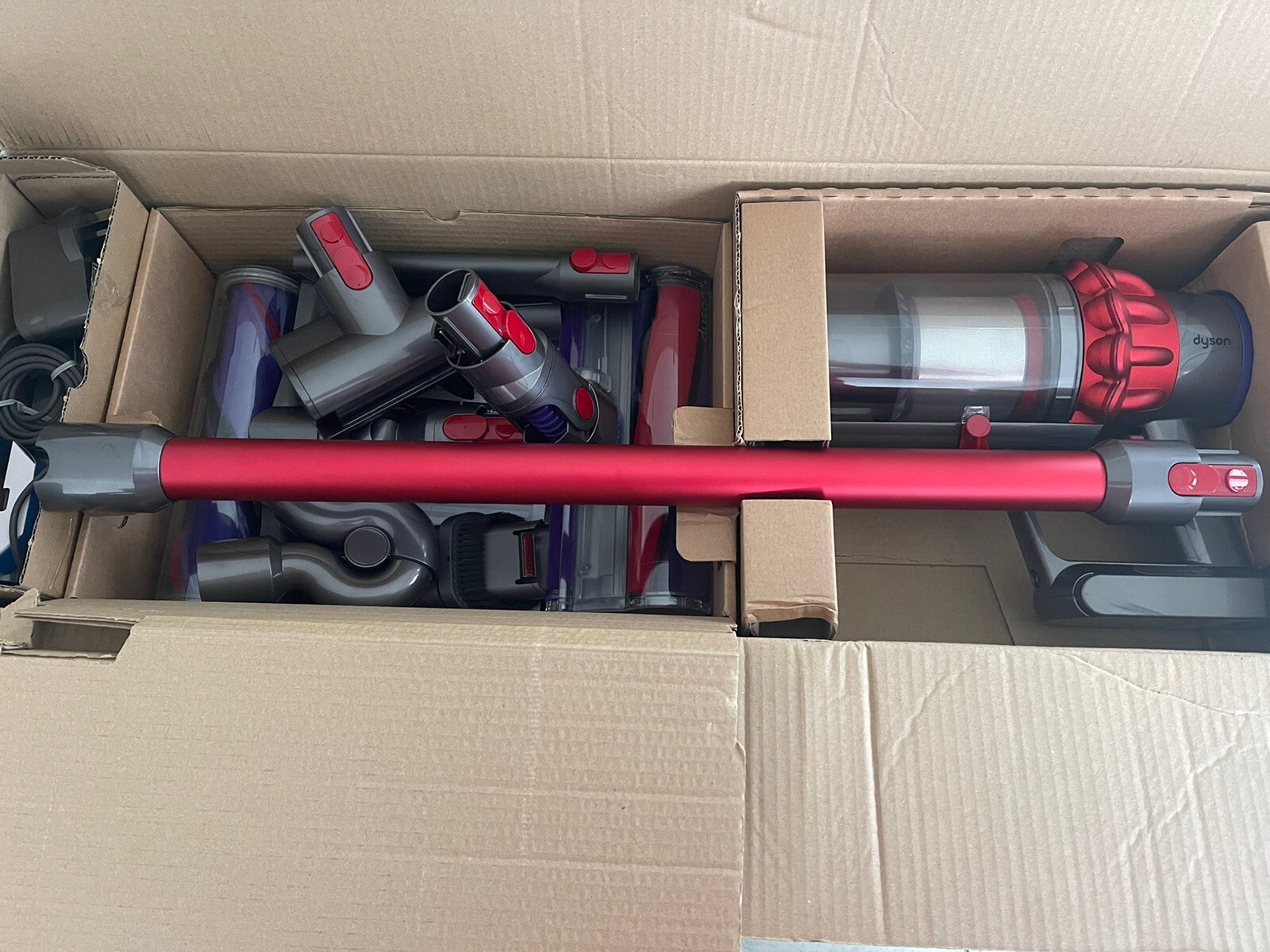Dyson Cyclone V10 Total Clean Cordless Vacuum Cleaner Red for sale online eBay