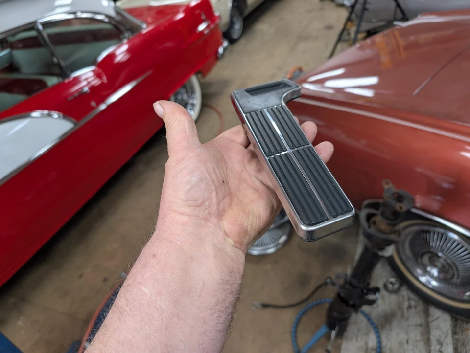 Bonito Oldsmobile Jetstar 1964 1 pedal de gasolina Olds 98 Starfire 88 acelerador 1963 Foto 3 de 4