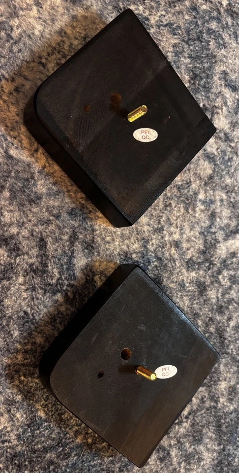 "2 patas de sofá Broyhill genuinas de bajo perfil de 1,5""" Foto 2 de 4