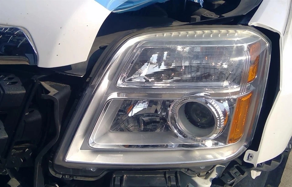 Driver Left Headlight Sl Headlamp 2016 2017 GMC Terrain Head Light Lamp Chrome Foto 2 de 4