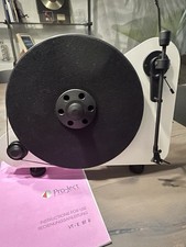 Pro-Ject VT-E Giradischi a Posizionamento Verticale - Bianco BTR