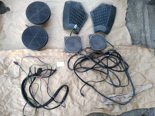 Mercedes W123 speakers with wiring USED 