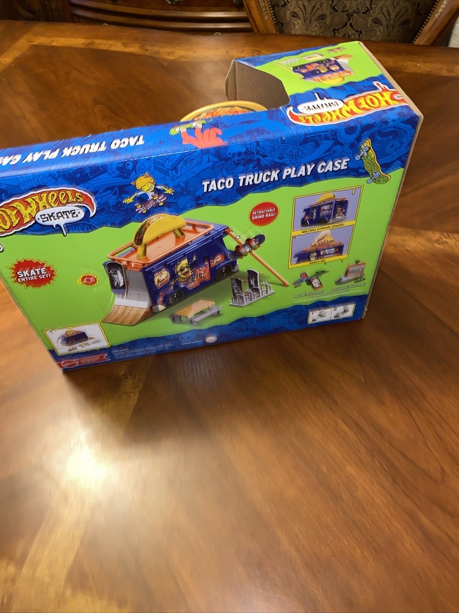 ホットウィール TACO TRUCK PLAY CASE Mattel Hot Wheels Skate Taco Truck Play Case, 1 ct - Food 4 Less
