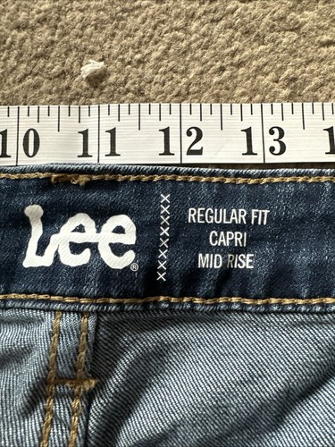 Lee Women's Regular Fit Capri Jeans Blue, Mid-Rise, 3/4 Cropped, Denim, Size 22 - Picture 10 of 11