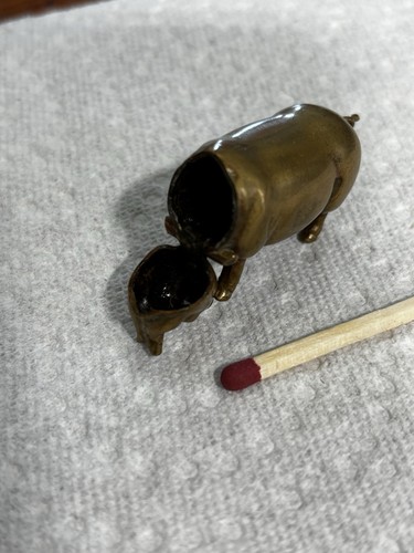 Antique Victorian Brass Pig Match Safe $110 Appx 2.25” L - Picture 2 of 4