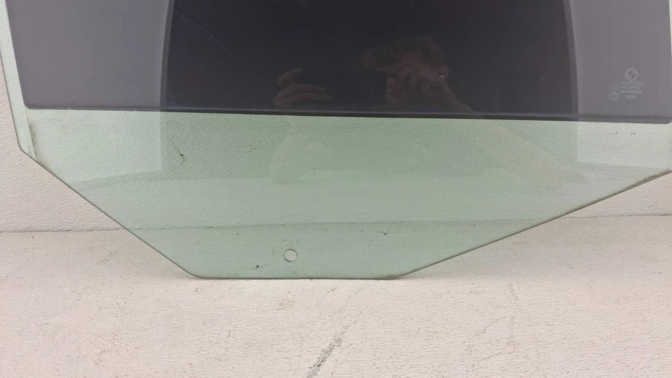 04 05 BMW 545I ПАССАЖИРСКОЕ ПРАВОЕ ЗАДНЕЕ СТЕКЛО ДВЕРЬ СТЕКЛО OEM 2175-80 - Изображение 3 из 4