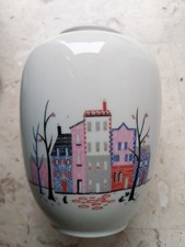 Vaso In Porcellana  Della  (S.C.I.)Società Ceramica Italiana Di Laveno Anni 40.