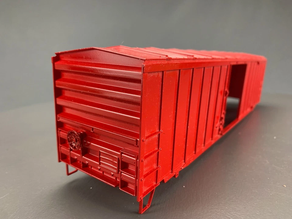 O Scale Weaver Modern Boxcar Shell, Red, Shell Only O1925 LZ - Image 4 of 4