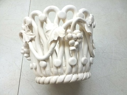 Italian Handmade Ceramic Grape Vine Bowl Vintage Mid Century Collectible Piece - Picture 15 of 19