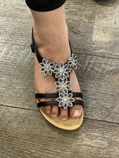 Womens Sparkling Black & Beige G.N.D. Open Toe Sandals New in Box