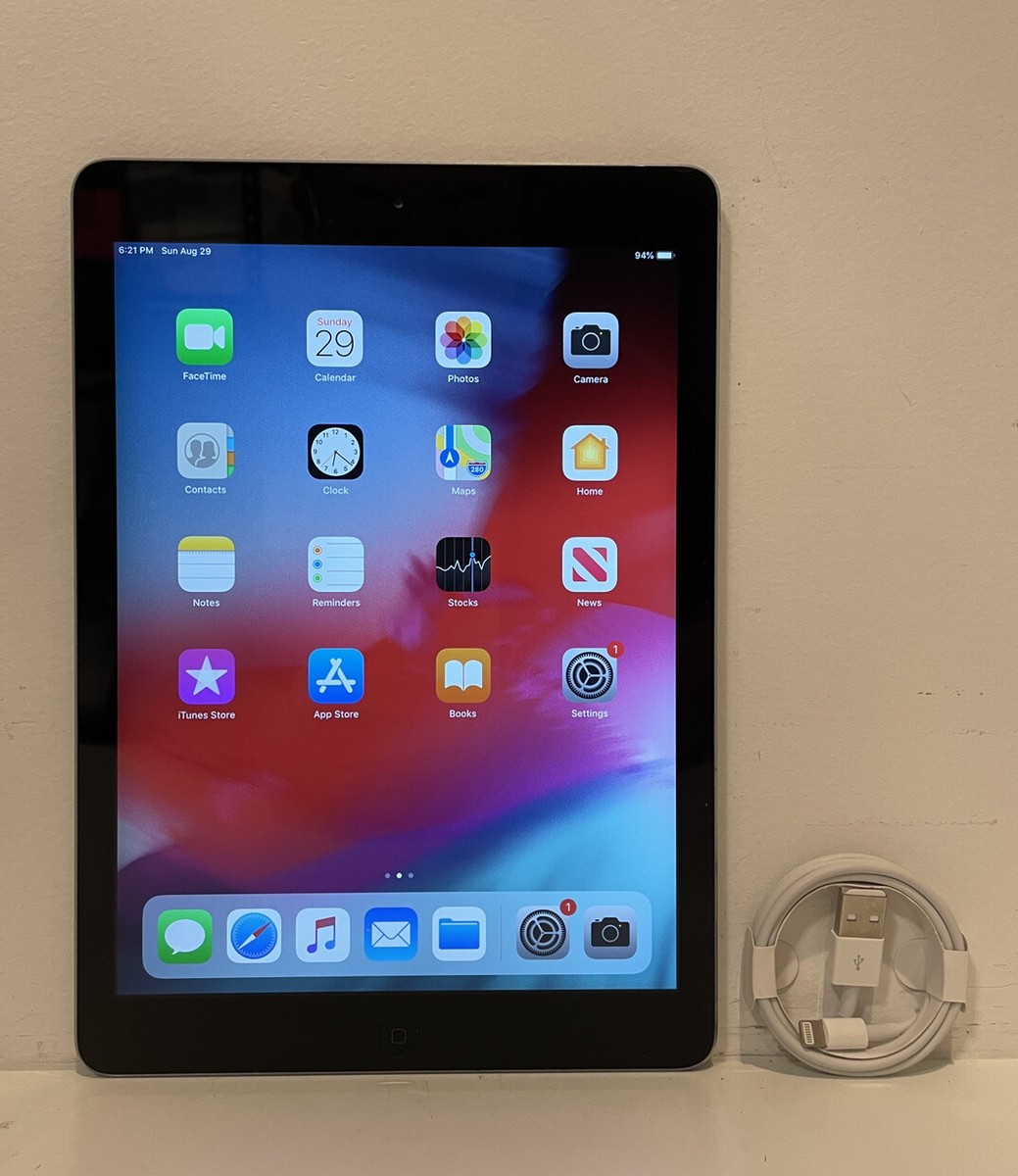Apple iPad Air 1st Gen. 32GB, Wi-Fi, 9.7in - Space Gray Apple iPad Air 1st Gen. 32GB, Wi-Fi, 9.7in - Space Gray
