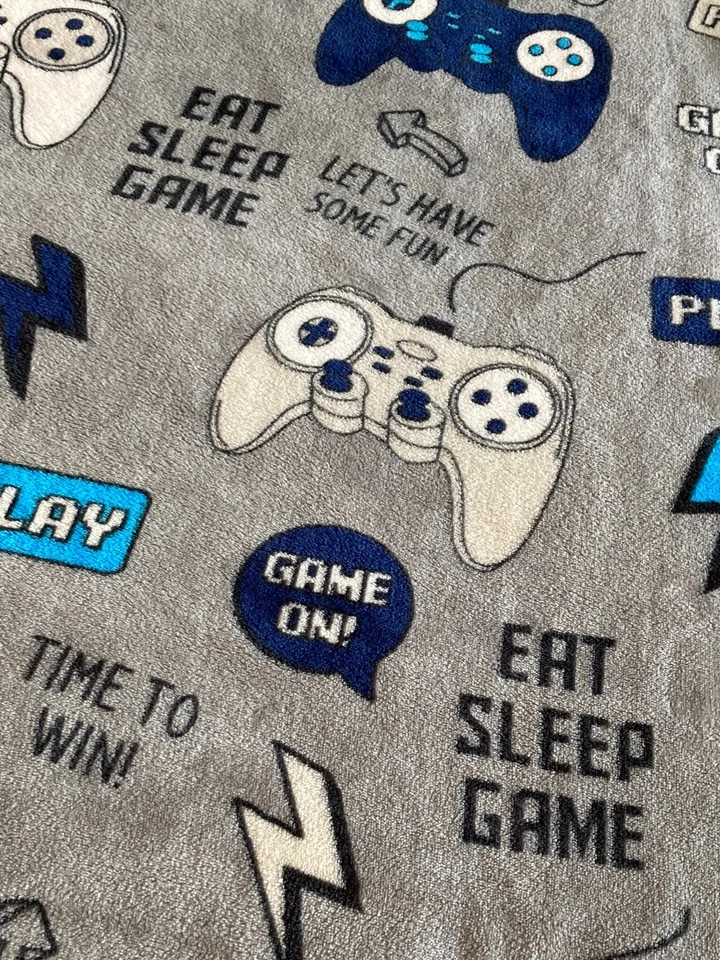 Old School Video Game Controller Throw Blanket 49"x61" Polyester Fleece - Image 2 of 4