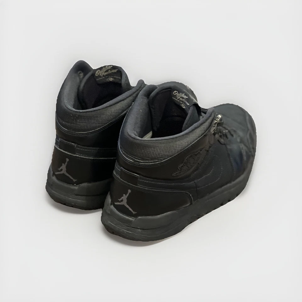 2013 Nike Air Jordan 1 Trek Triple Negro 616344-010 Talla 10.5 Zapatilla Bota Foto 3 de 4