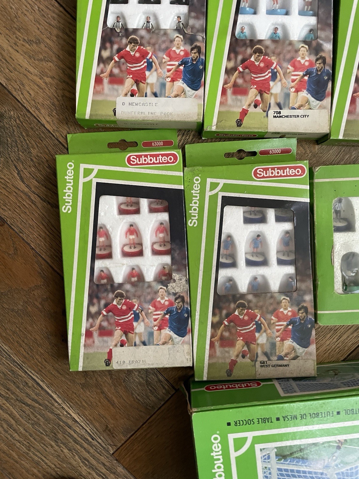 Subbuteo Football Game Bundle. 10 Teams. Balls, Mat, Nets.. Excellent ...