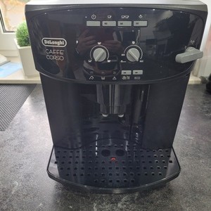DeLonghi Kaffeevollautomat Caffe Corso, Schwarz DEFEKT Kaffee wird nur lauwarm