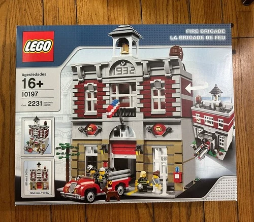 Lego 10197 Modular House FIRE BRIGADE  Fire Truck Fire Dog *RETIRED*