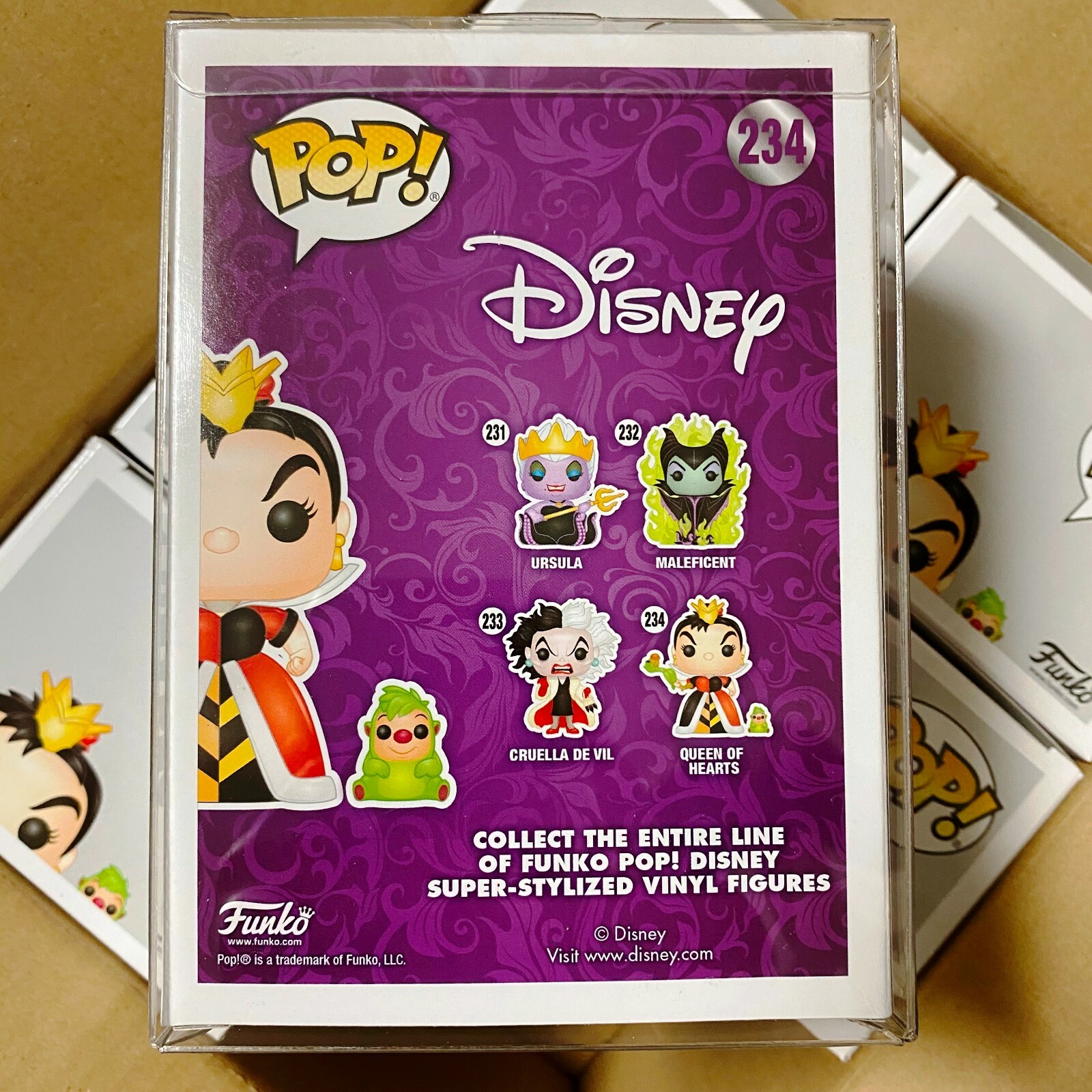 Funko Pop Disney Special Edition Queen of Hearts 234 w/Protector