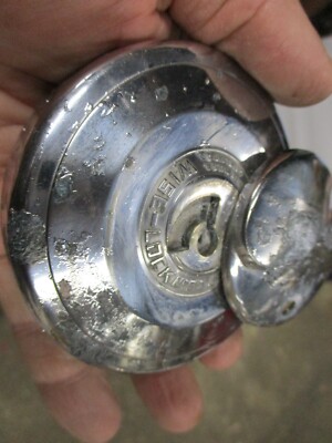 Wise Lock Locking Gas Cap # 50  No Keys For Parts
