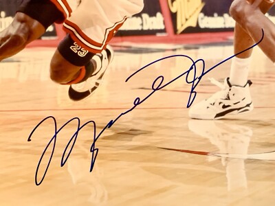 Michael Jordan signed Photo 20x30 inch big Chicago Bulls very rare