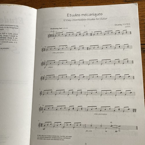 Etudes Mecaniques 12 Easy-Intermediate Studies for Guitar Stanley Yates Series - Foto 5 di 6