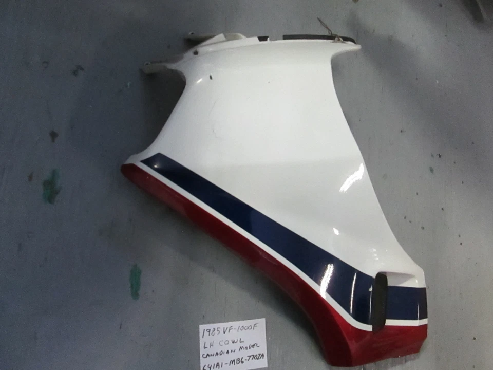 VF-1000F 1985 INTERCEPTOR CAPUCHA SUPERIOR IZQUIERDA (modelo canadiense) Foto 4 de 4
