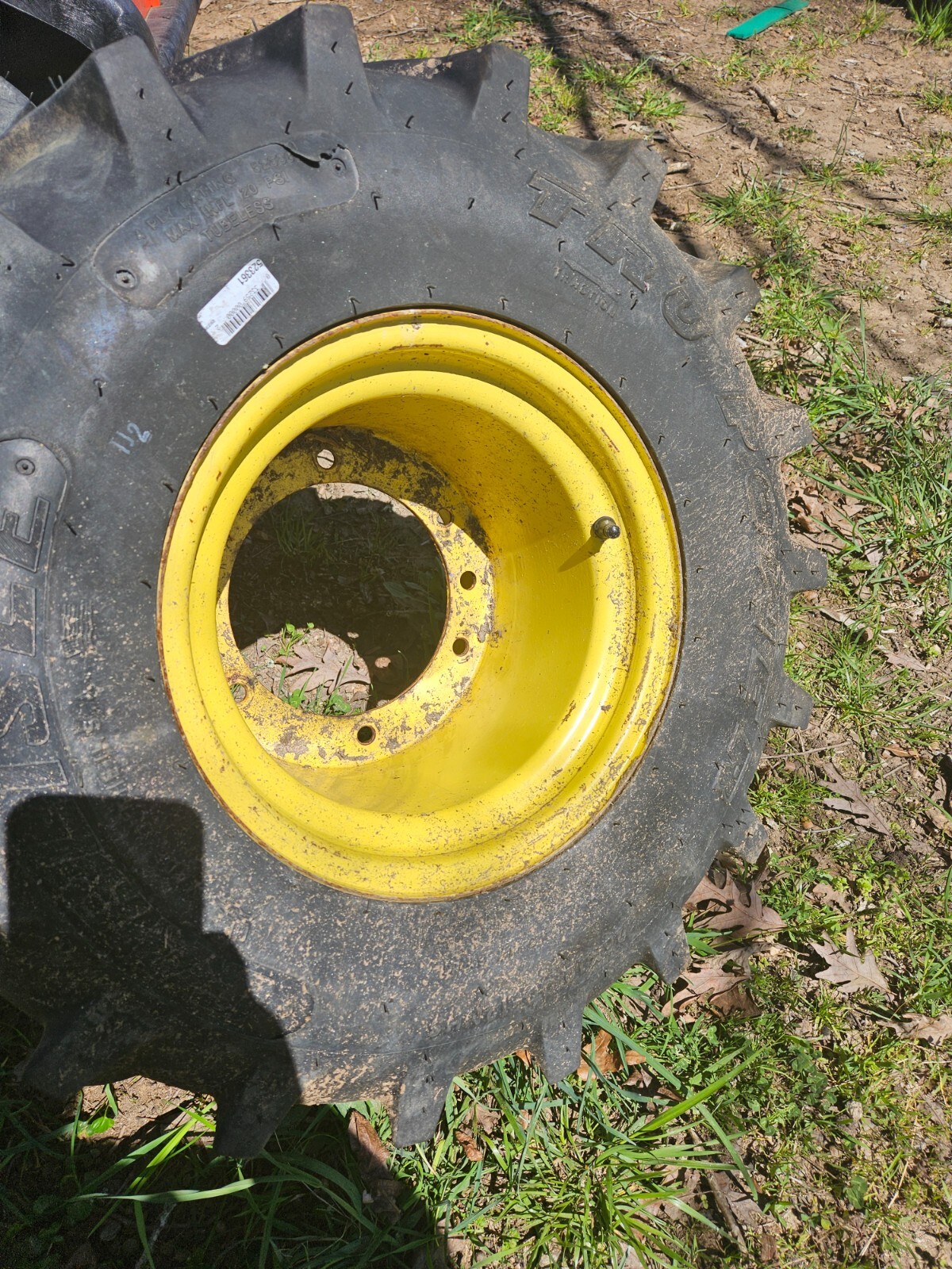 john-deere-400-garden-tractor-rear-wheels-and-new-26-12-12-tires-ebay