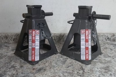Gray 25TF Stands 2 Pk 25 Ton Load Cap 20 In Max Extended Height Jack Stand