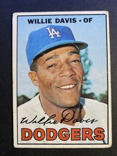 1967 Topps Baseball Willie Davis Los Angeles Dodgers Card #160