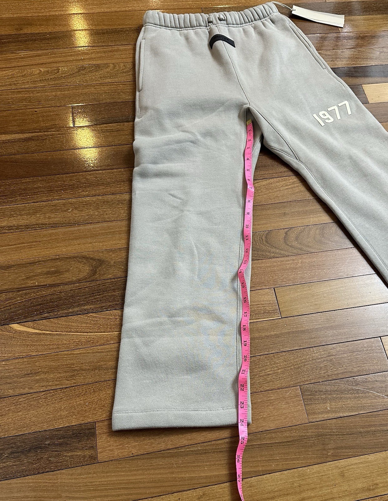 Essentials Fear Of God 1977 Grey Gray/ Khaki  Sweatpants Kids 10. New With Tags! thumbnail 5