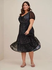 Torrid Size 1 1X 14-16 Soft Mesh V Shaped Neck Tiered Midi Dress Spotted Black