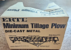 Ertl 1/16 Minimum Tillage Plow, Ford Blue 1/16 stock no. 838 — photo 4