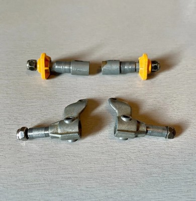 Nikko Porsche 959 Gelenkarme vorne, Achsgelenke hinten 1/12 - Rarität Vintage RC