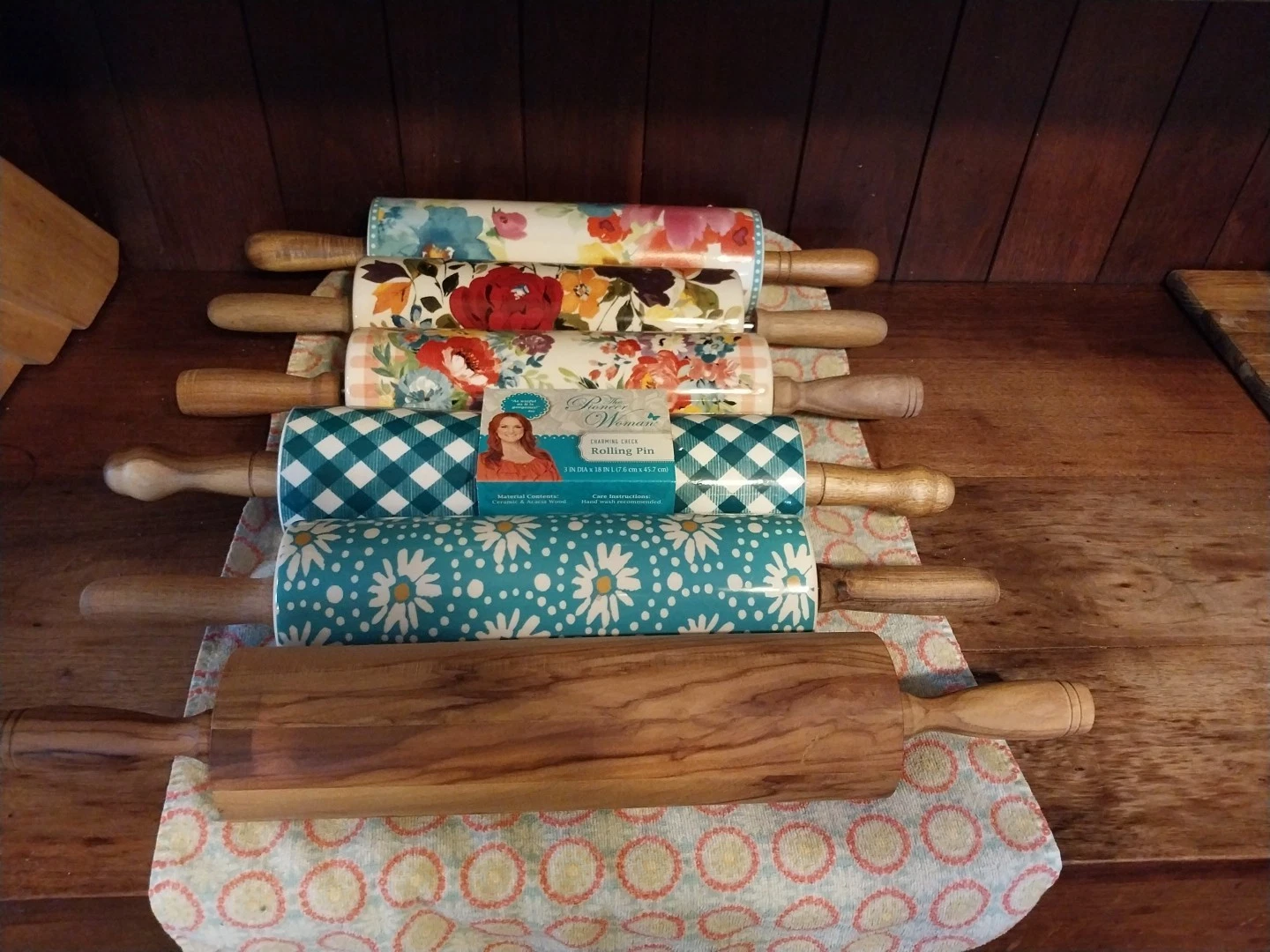 Pioneer Woman Rolling Pin Lot of 6