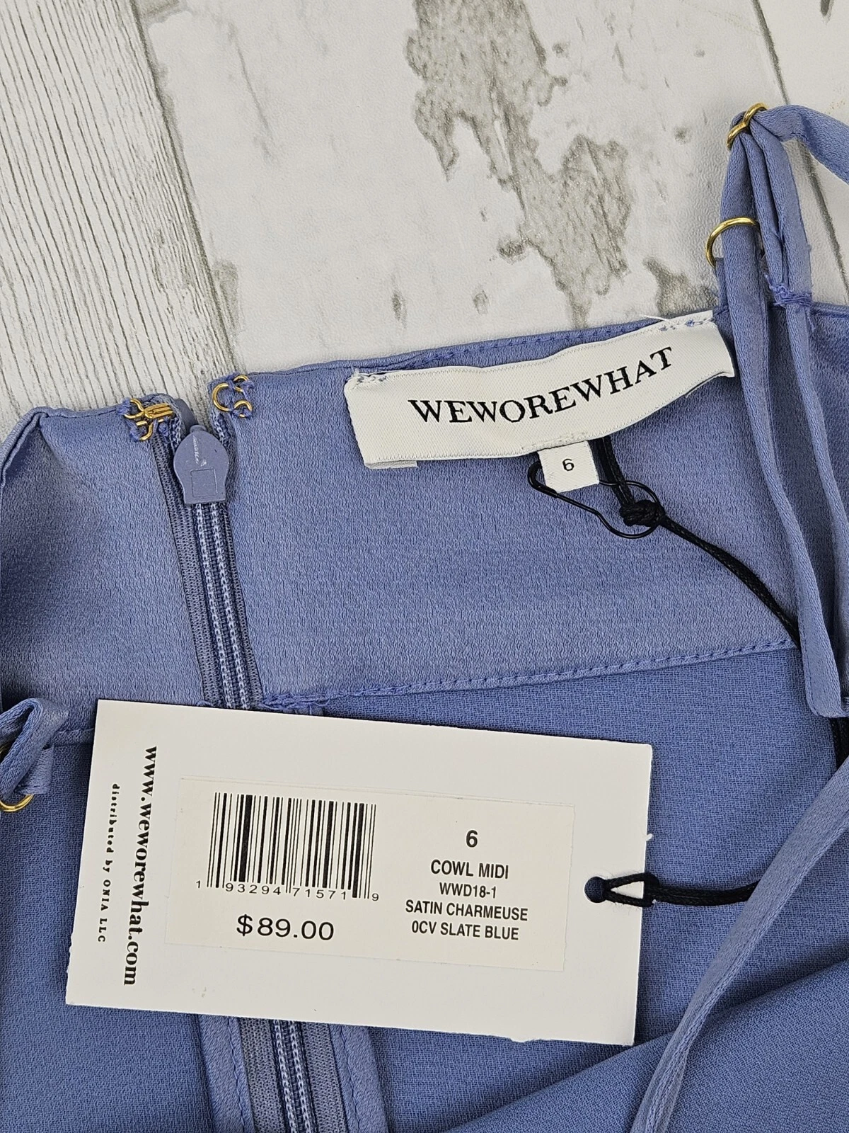 VETEMENTS Abito donna WeWoreWhat Revolve scollo 6 cappuccio midi raso blu ardesia