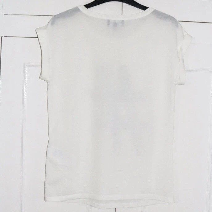 Camiseta Emporio Armani talla UK 6 (38) para mujer color blanco roto #diseño en muy buena condición Foto 2 de 4