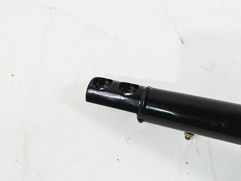 Harley VRSCR 2006 Street V-Rod cuadro delantero izquierdo tubo descendente 47986-06 Foto 4 de 4