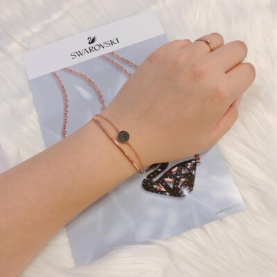 NEW Authentic SWAROVSKI Crystal Pave Bangle Bracelet 5274892