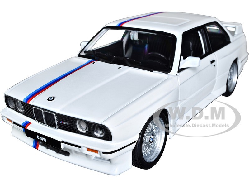 1988 BMW 3 SERIES M3 E30 WHITE 124 DIECAST MODEL CAR BY BBURAGO 21100 6490₽