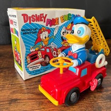 Vintage Donald Duck Fire Engine Tin Toy Masudaya Disney Wind Up Fire Truck
