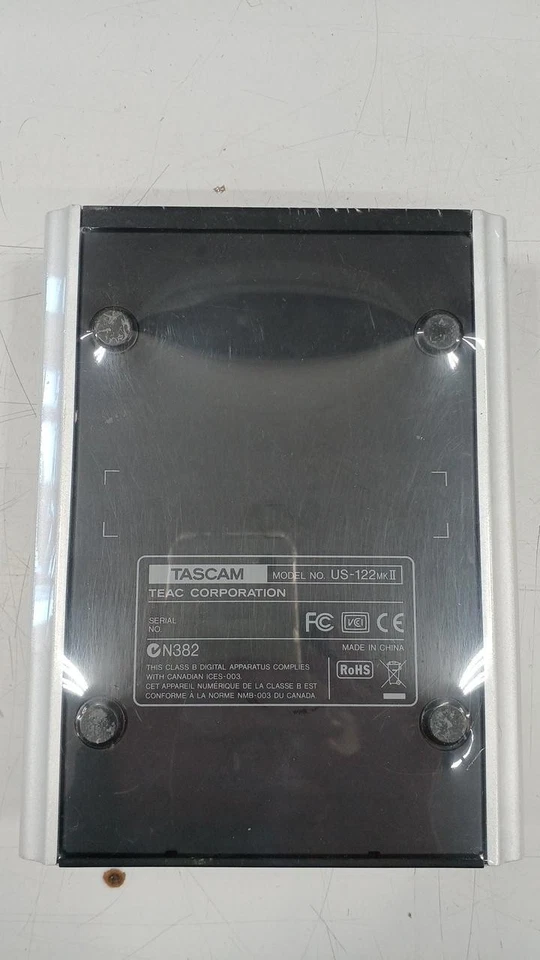 TASCAM US-122 MK II USB Audio Interface 24BIT/96KHZ 2XLR Mic Inputs+48V Guitar - Image 2 of 4