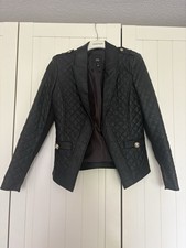 Gesteppte Kunstlederjacke von River Island in...