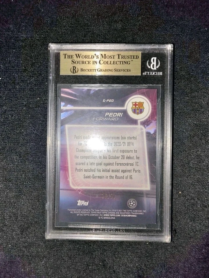BGS 9.5 2021 Topps Chrome UCL x Aoki Neon Yellow 16/50 Pedri RC Jersey # Rookie! - Image 2 of 2