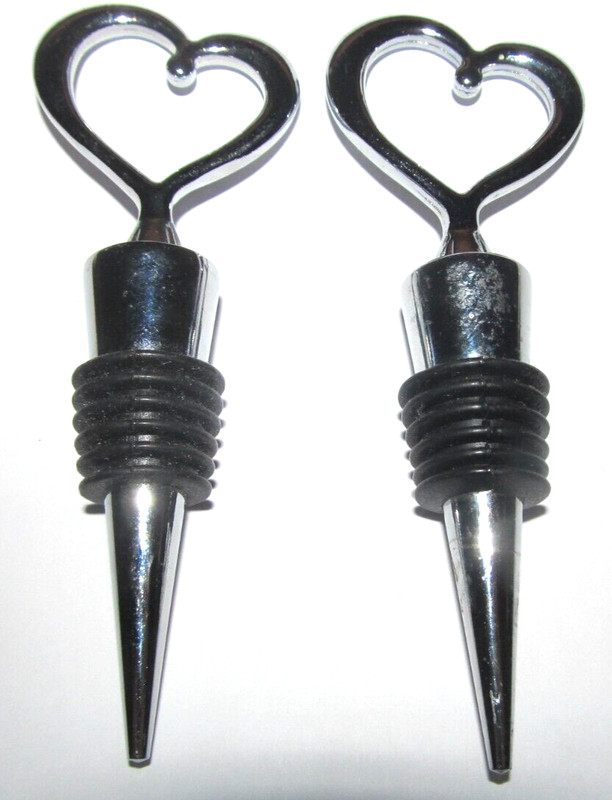 2 Heart Wine Bottle Stopper, Decorative Beverage Cork Topper Wine Saver Chrome