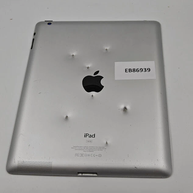 Ipad A1458 16GB - No Funciona, Carcasa Dañada, Para Piezas - Imagen 3 de 4
