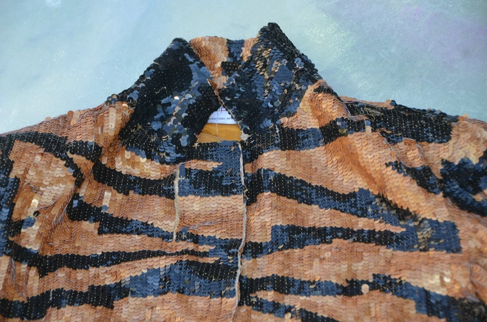 Blazer chaqueta de noche para mujer Maple Brand con cuentas pesadas talla L. Foto 2 de 4