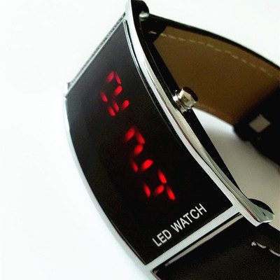  LED Watch レア　レトロ Retro Vintage Style RED Digital LED Watch Stainless Steel Case New