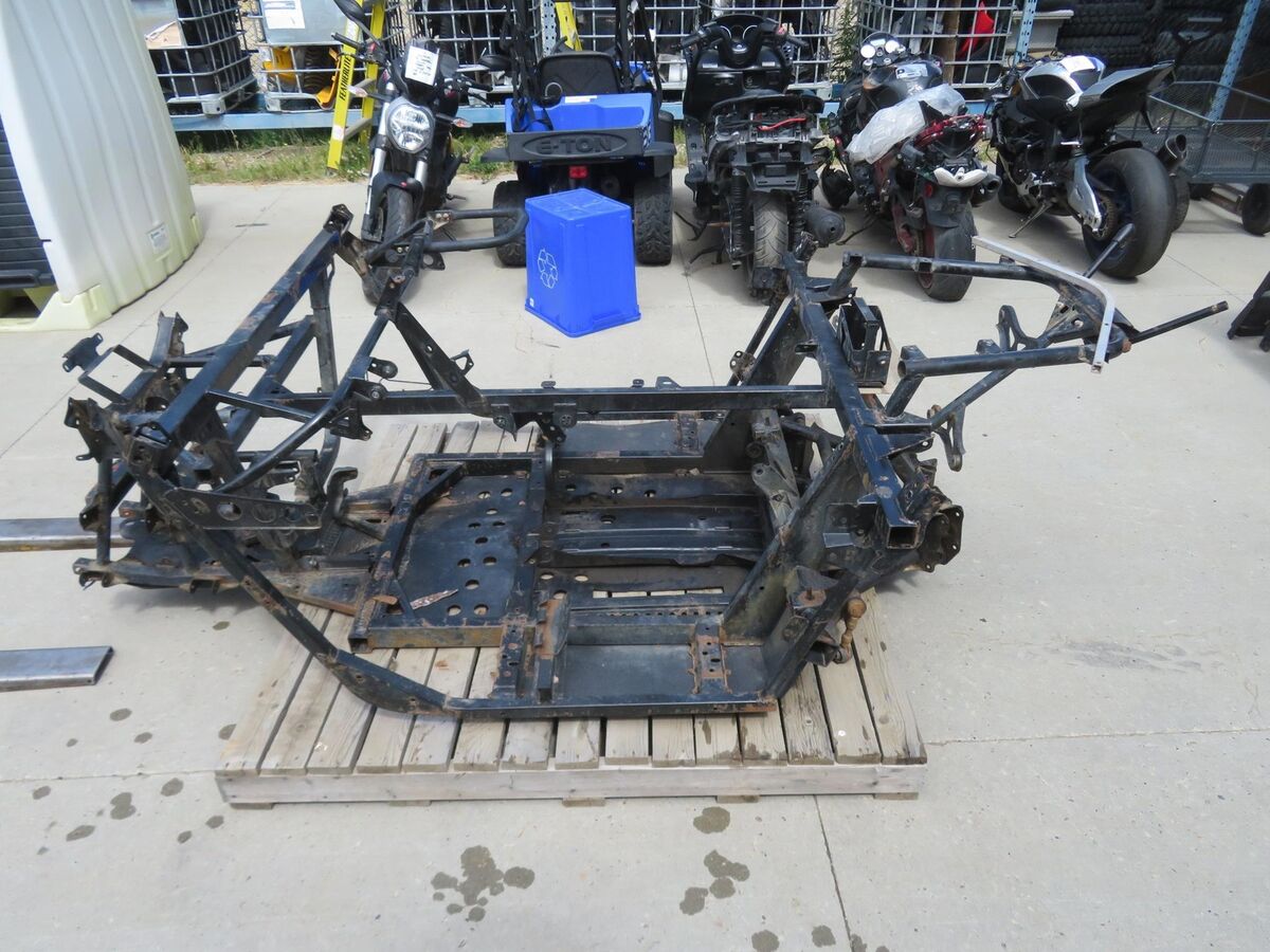EB1289 2013 13 CAN-AM MAVERICK XRS 1000R FRAME AND CAGE VIN EB1289 2013 13 CAN-AM MAVERICK XRS 1000R FRAME AND CAGE VIN